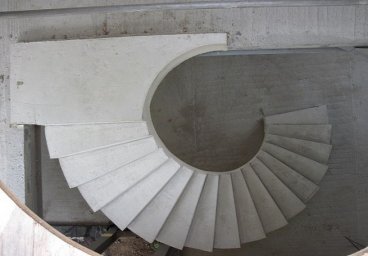 Гвинтові сходи 17