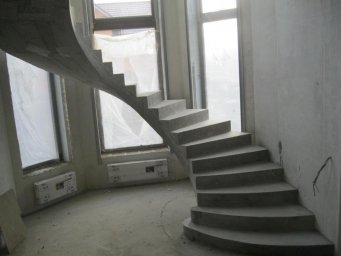 Гвинтові сходи 55